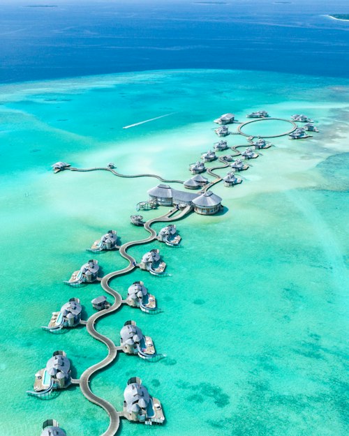 Maldives overwater villa deal